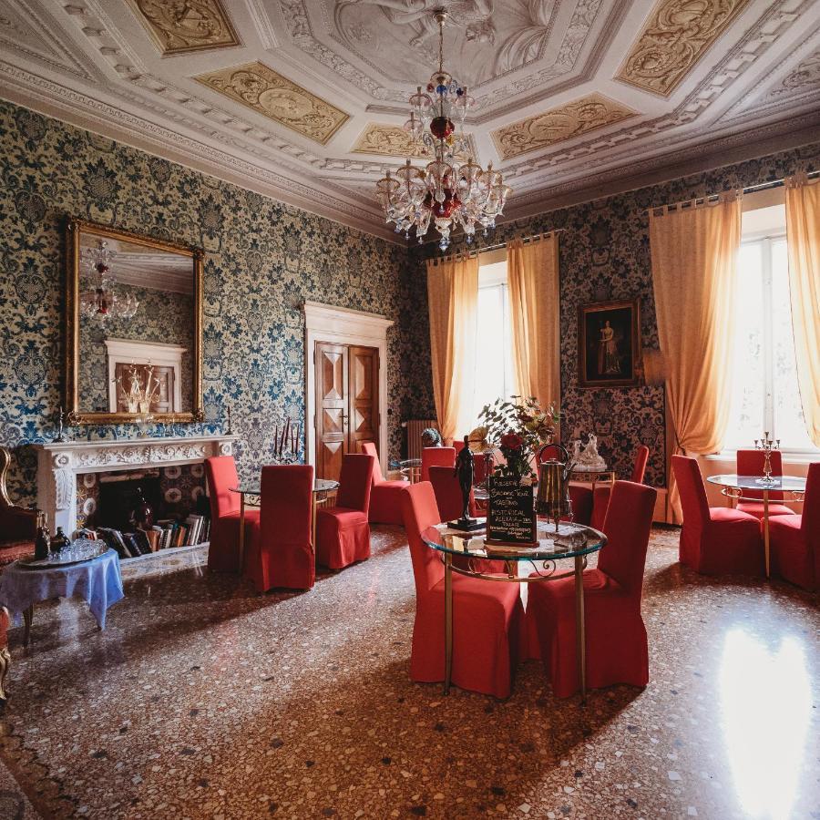 Salotto Delle Arti Hotell Modena Eksteriør bilde